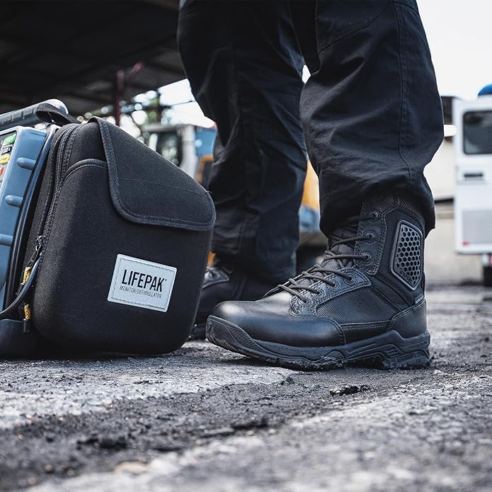 TACTICAL BOOTS